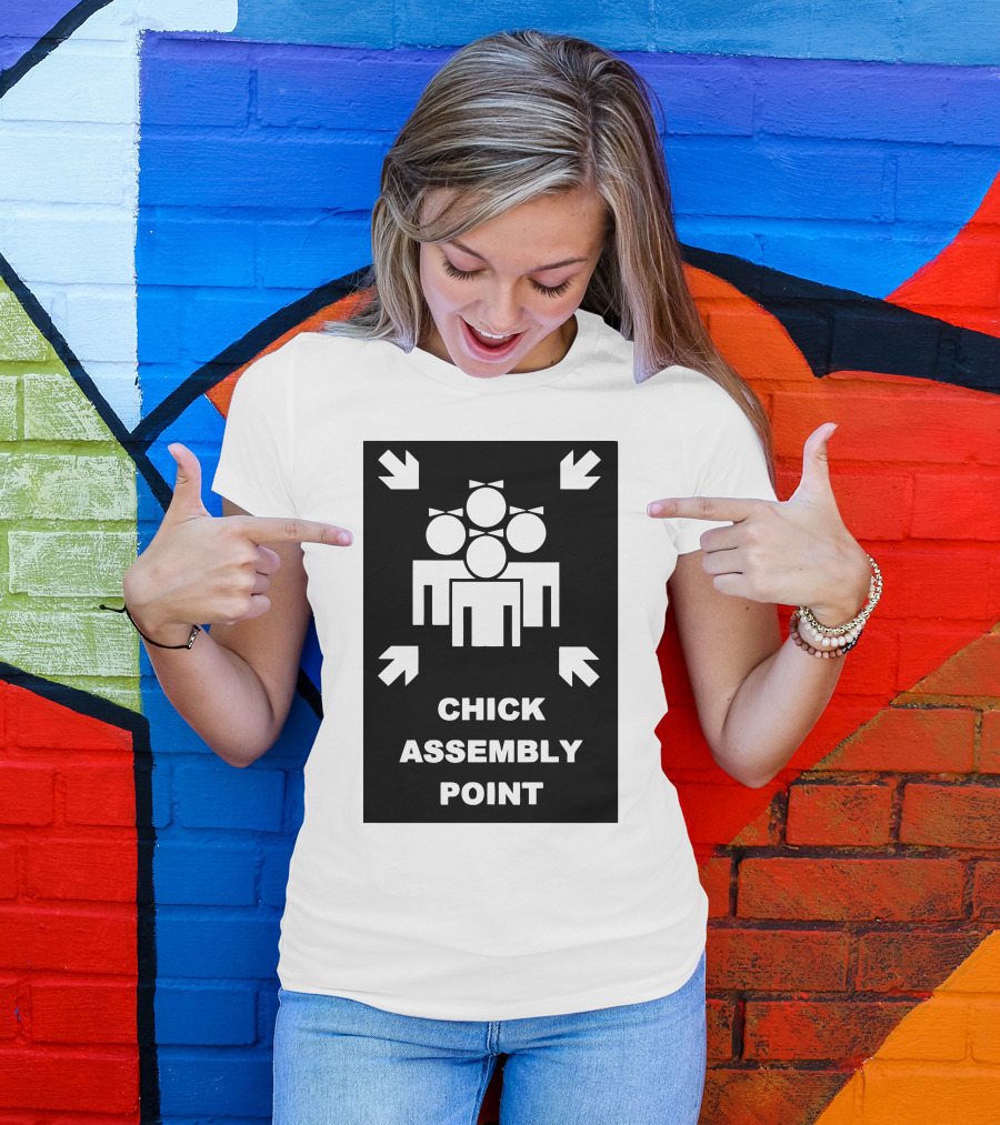 CHICK ASSEMBLY POINT FEMALE GATHERING SYMBOL WITH ARROWS T-Shirt