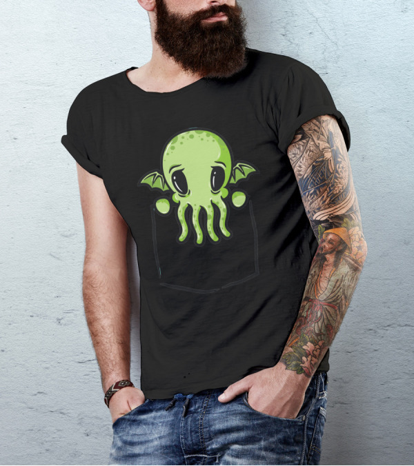 Cthulhu Dans Ta Poche Adorable Tentacled Creature In Pocket T-Shirt