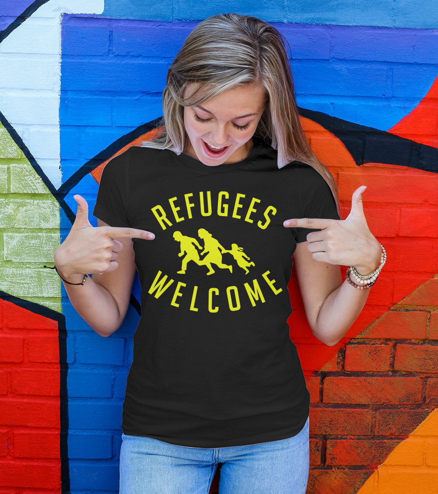Refugees Welcome Iconic Family T-Shirt