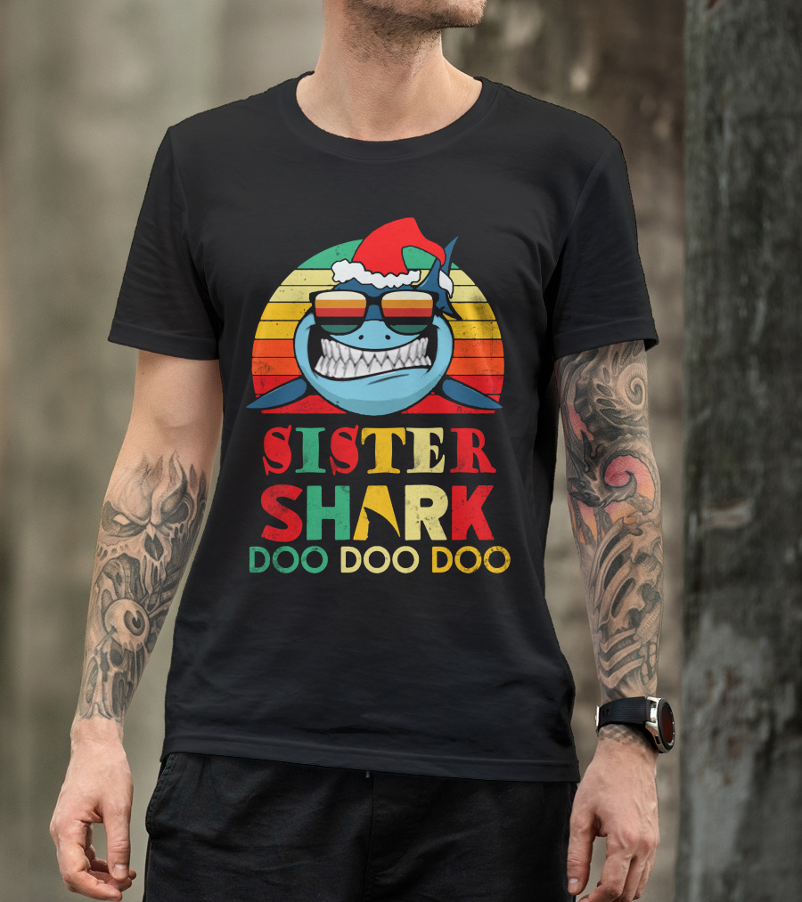Sister Shark Doo Doo Doo Christmas Santa Hat Retro T-Shirt