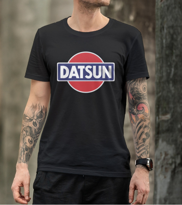 Datsun Japan Red Circle Blue Rectangle Vintage T-Shirt