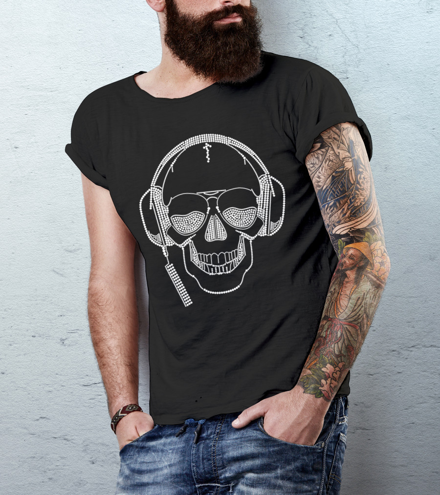 Pearl Skull Headphones Music Beads T-Shirt