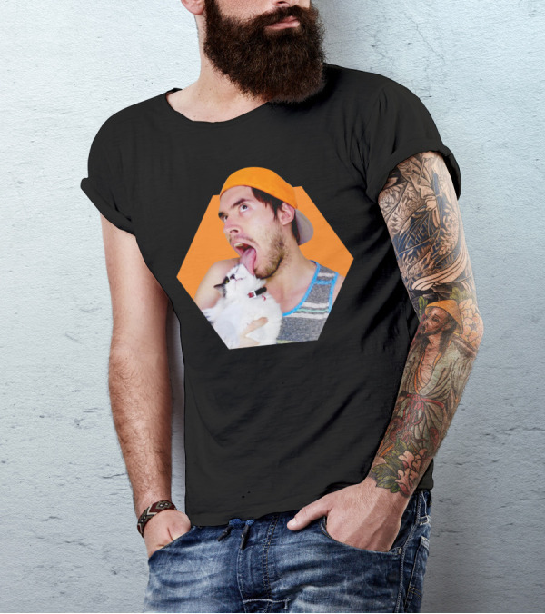 Holasoygerman Licking Cat Hexagonal Photo Orange Hat Tank Top T-Shirt