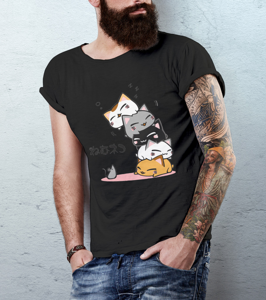 Cute Sleeping Cats Stack With Mouse And Japanese Zzz T-Shirt