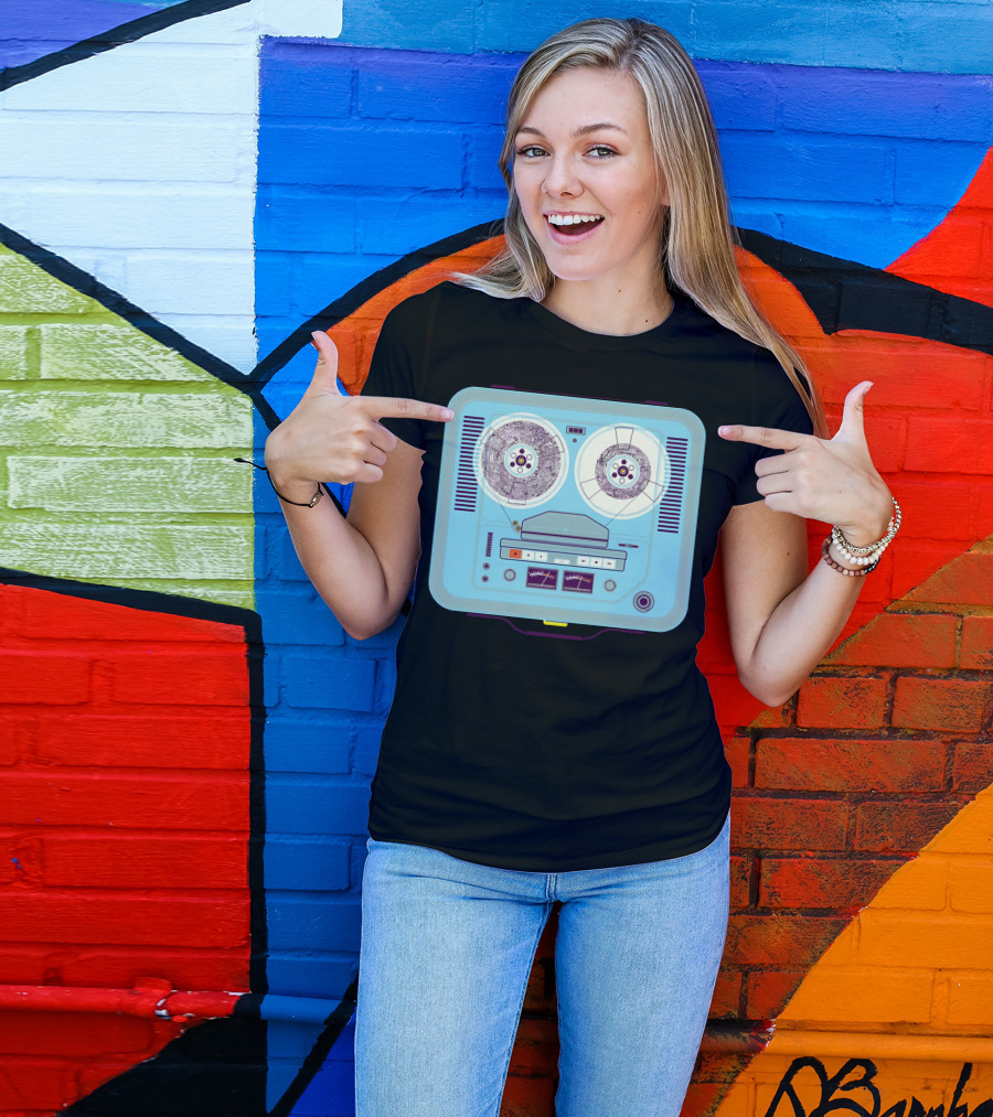 Vintage Reel To Reel Tape Recorder Retro T-Shirt