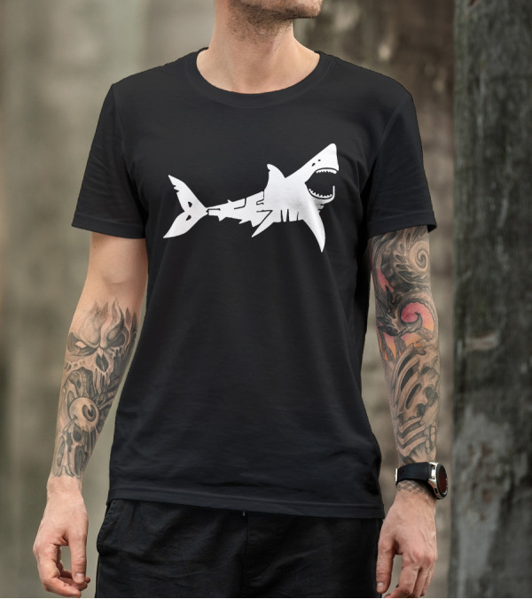 ERolTbsi1t Shark T-Shirt