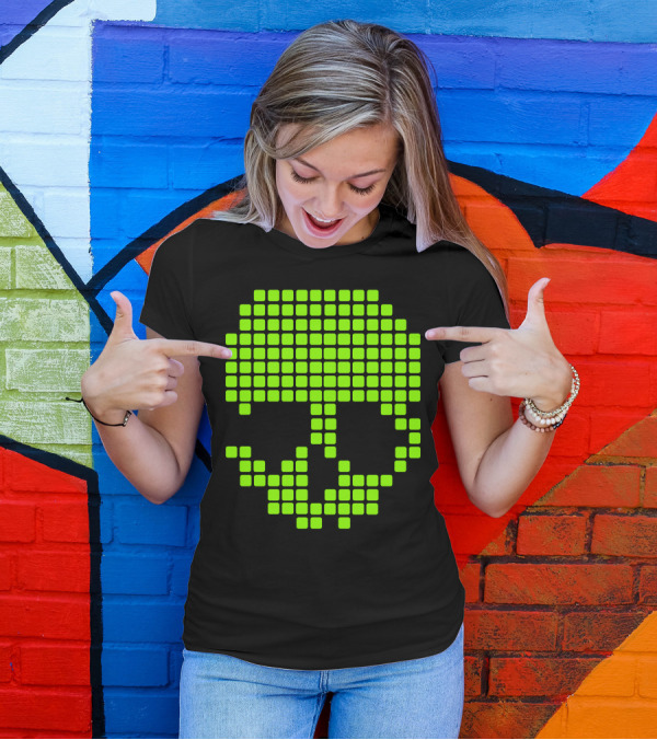 Skull Pixels Retro Pixel T-Shirt