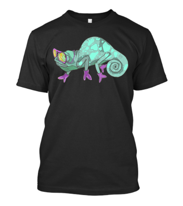Chameleon Aunt Cool Retro Sunglasses And Boots T-Shirt