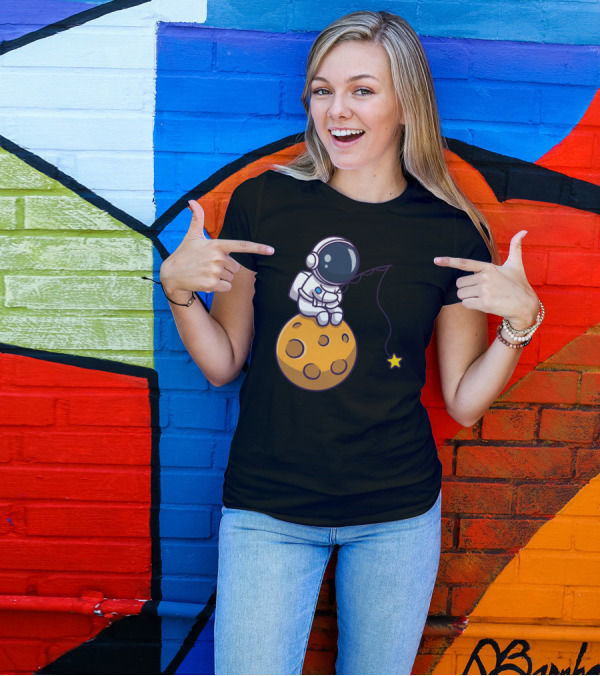 Astronaut Fishing For Star On Moon T-Shirt