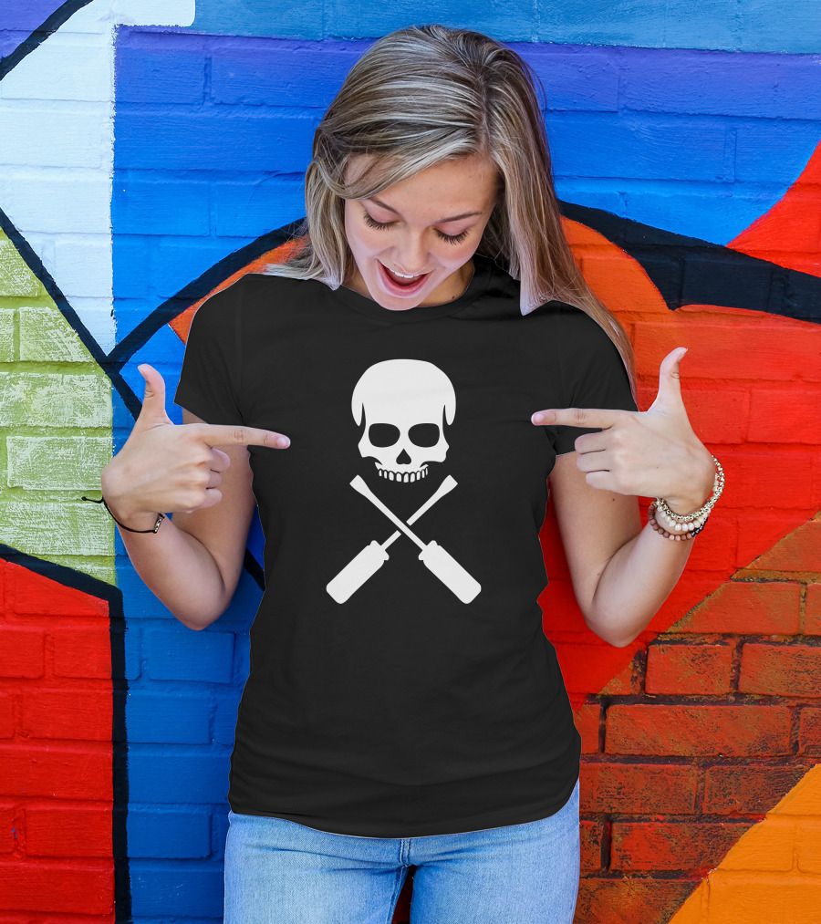 Electrician Skull Crossed Screwdrivers T-Shirt