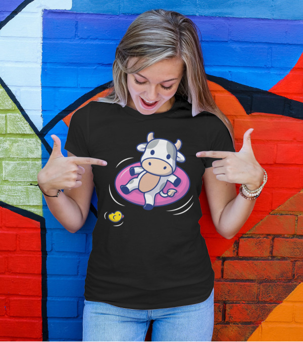 Cow On Pink Float With Rubber Duck Swimming Beach Fun T-Shirt