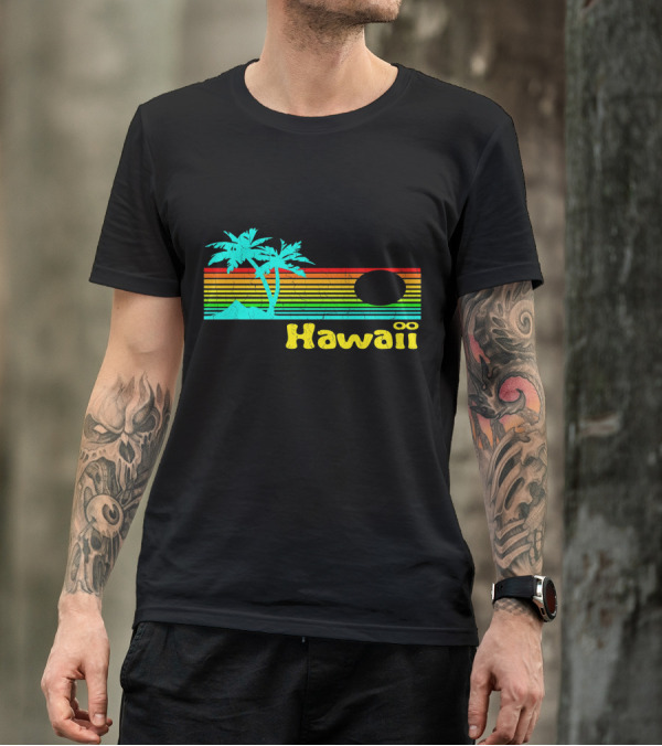 Hawaii Vintage 80s Retro Palm Trees Sunset Stripes T-Shirt