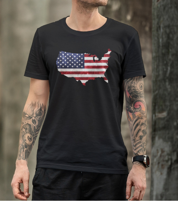 Grunge Bless America Patriotic USA Flag Map T-Shirt
