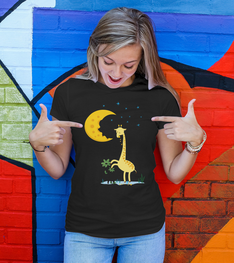 Giraffe Biting A Delicious Moon Cake Under Starry Night T-Shirt