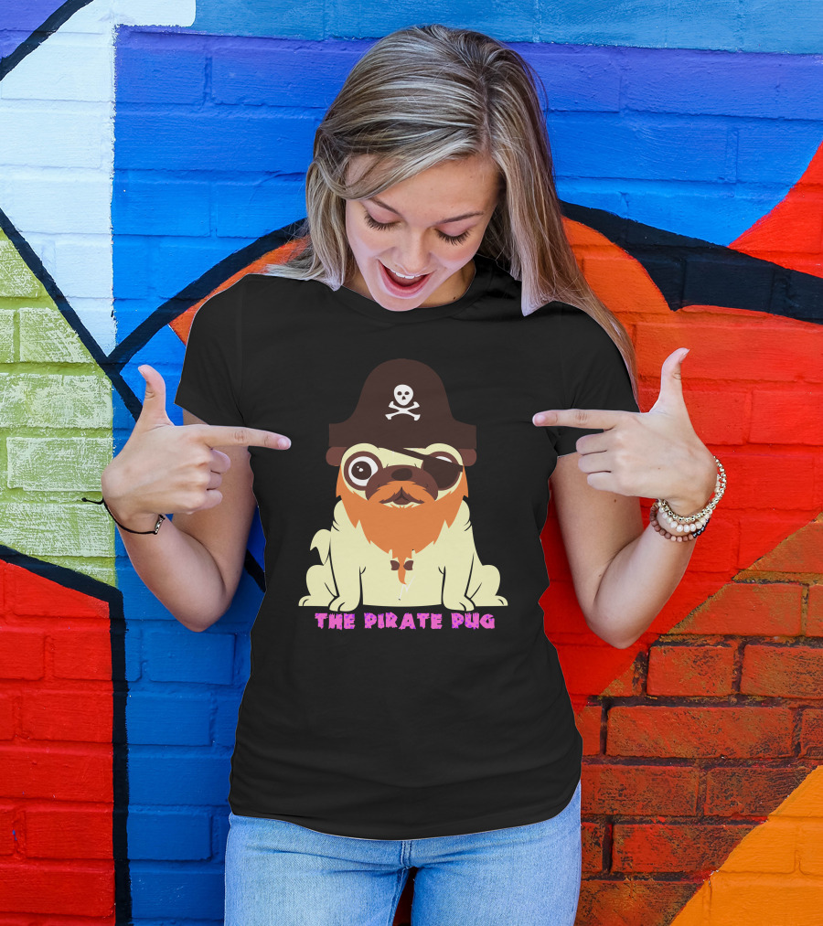 The Pirate Pug Skull And Crossbones Hat T-Shirt