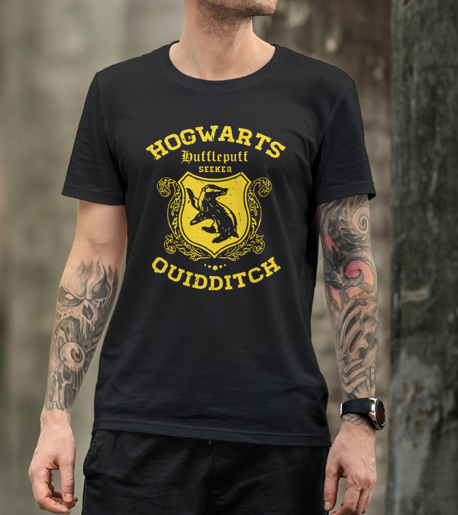 Hogwarts Hufflepuff Seeker Quidditch Team Badge T-Shirt