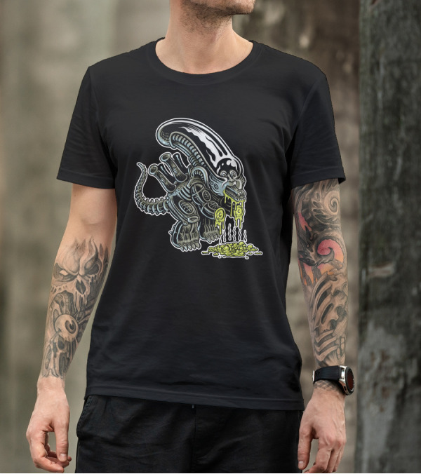 14A Alien Creature Dripping Green Slime 223 T-Shirt