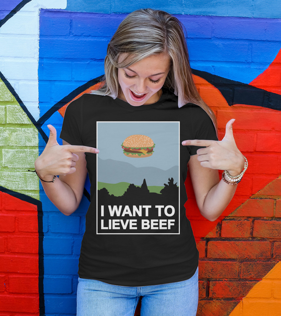 I Want To Lieve Beef Hamburger UFO Poster Style Retro T-Shirt