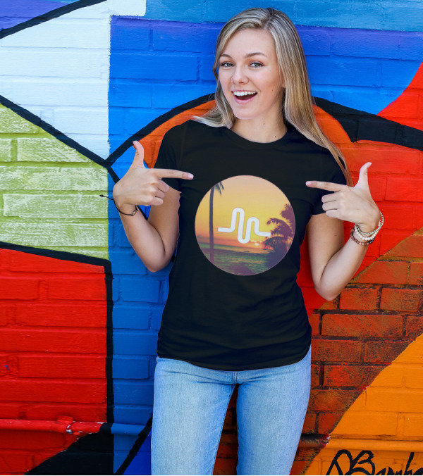 Musically Holiday Tropical Sunset With Palm Trees T-Shirt