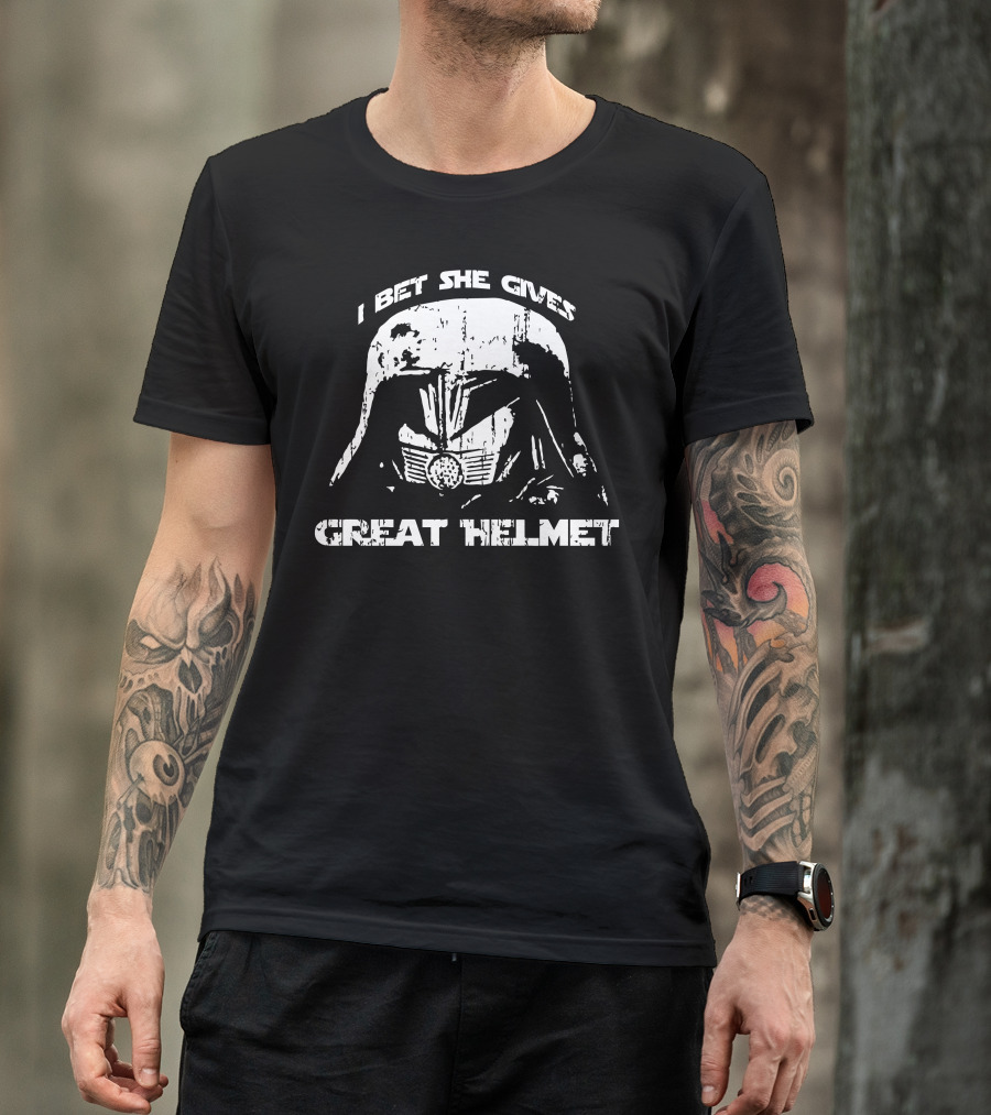 I Bet She Gives Great Helmet Darth Vader T-Shirt