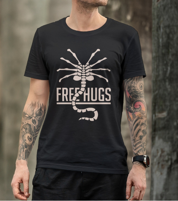 Free Hugs Alien Sci Fi Film Funny Unofficial Facehugger Inspired T-Shirt