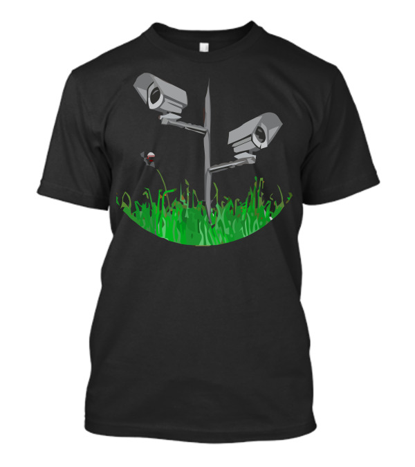 New World Order CCTV Surveillance Cameras In Grass T-Shirt