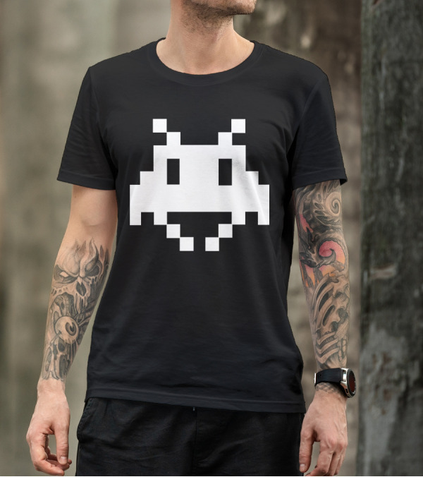 Alien Space Invader Retro Pixel Art Game T-Shirt