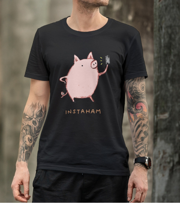 Instaham Pig Taking Selfie T-Shirt