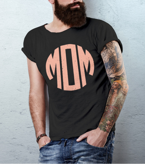 Retro Style 'Mom' Text T-Shirt