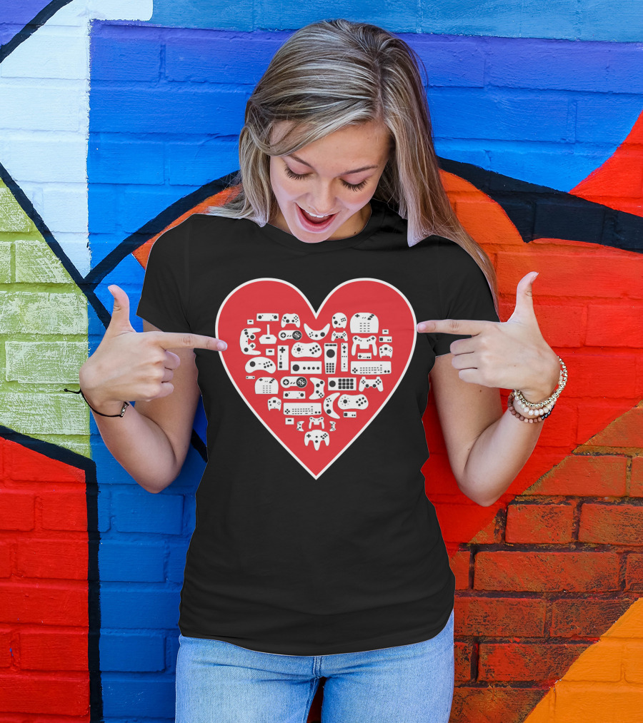 Love Games Heart With Video Game Controllers T-Shirt