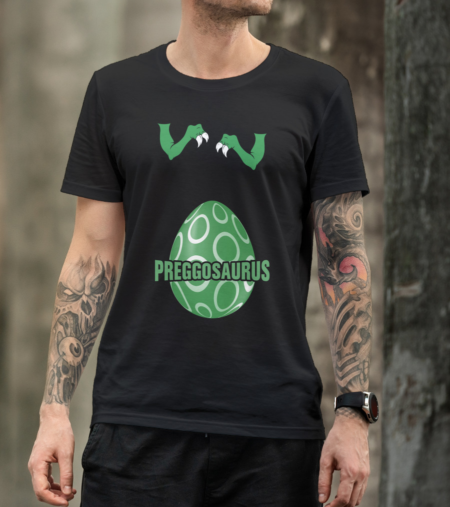 Preggosaurus Dinosaur Egg With Green Claws T-Shirt