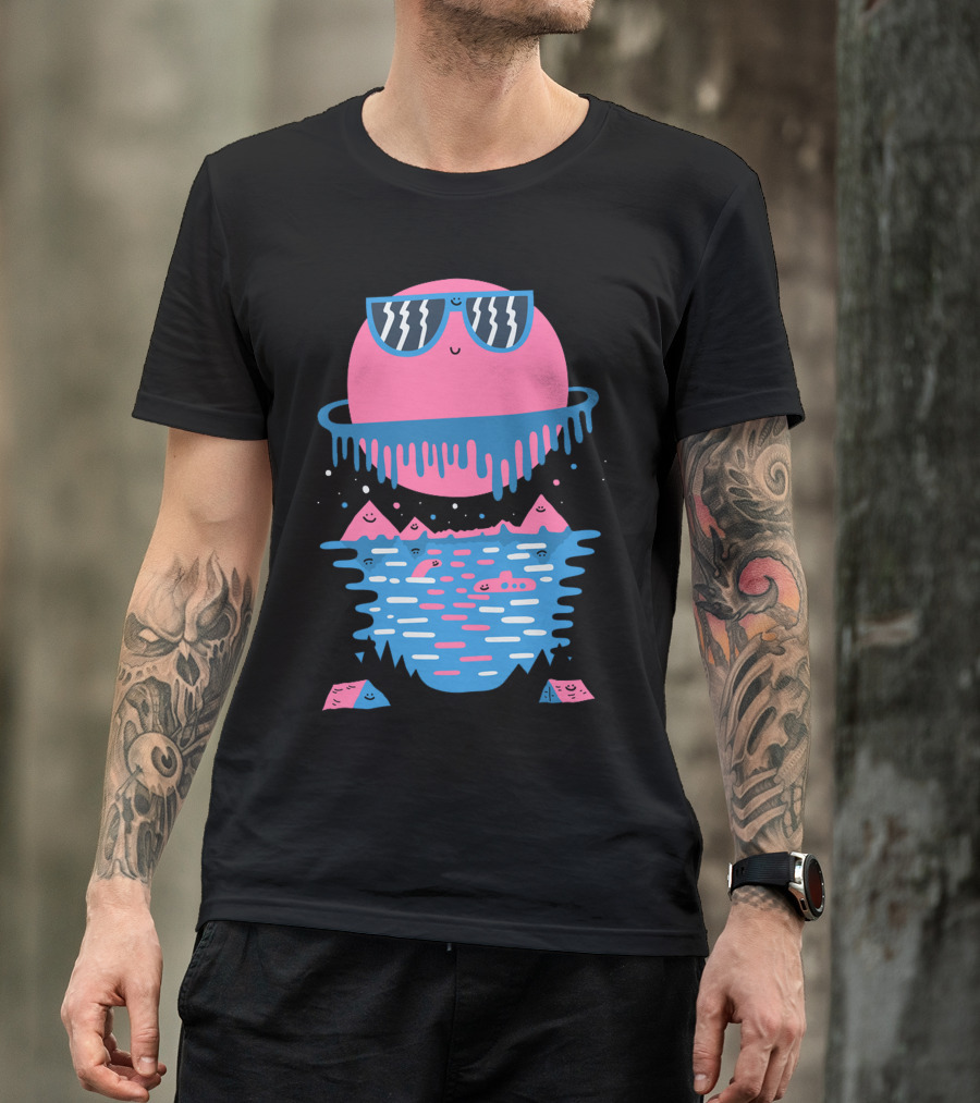 Happy Outdoors Porky Roebuck Mountain Sun Smiley With Sunglasses And Melting Lake T-Shirt