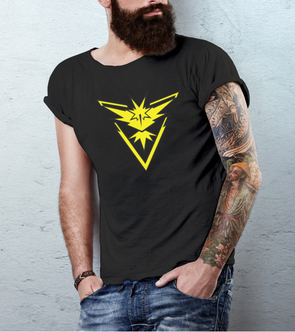 Team Instinct Logo Graphic Pokemon Go Yellow Emblem T-Shirt