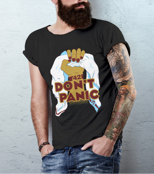 42 Don't Panic Towel Hand T-Shirt