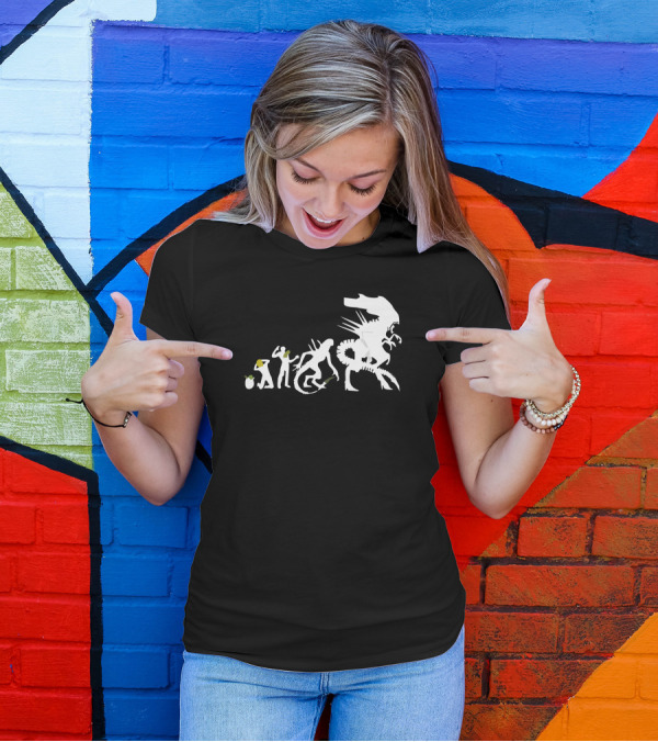 Alien Xenomorph Evolution Sequence Progression T-Shirt