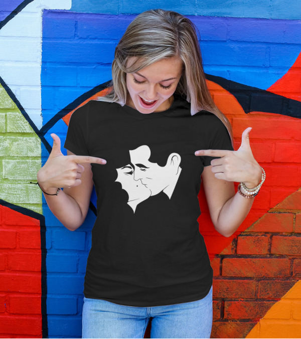 Bw Lovers Black White Romantic Face T-Shirt