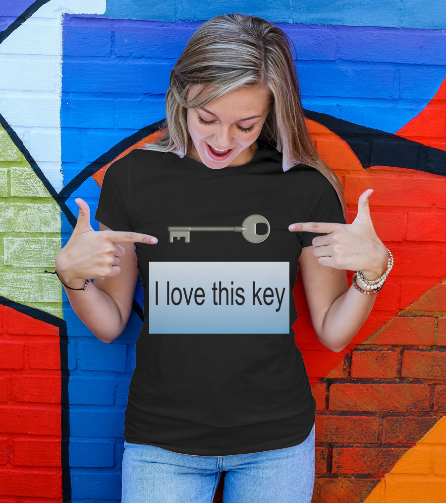 I Love This Key Classic Silver T-Shirt