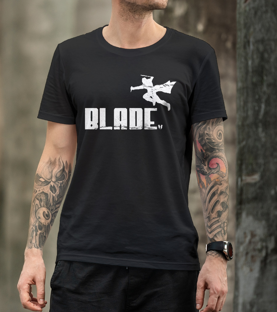 Blade Vampire Hunter Cloaked Silhouette Jump T-Shirt