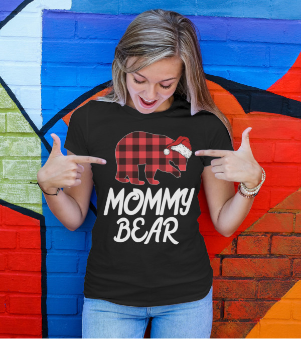 Mommy Bear Christmas Plaid Santa Hat T-Shirt