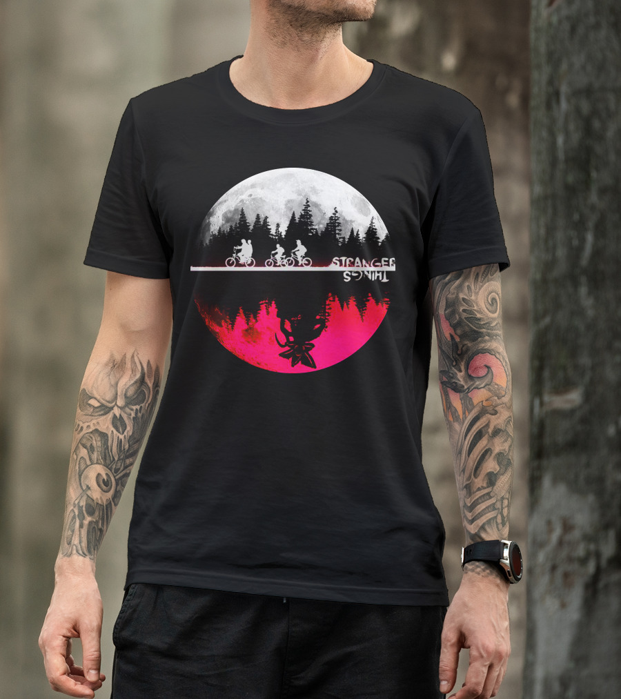 Stranger Things Kids Bikes Moon Forest Scene T-Shirt