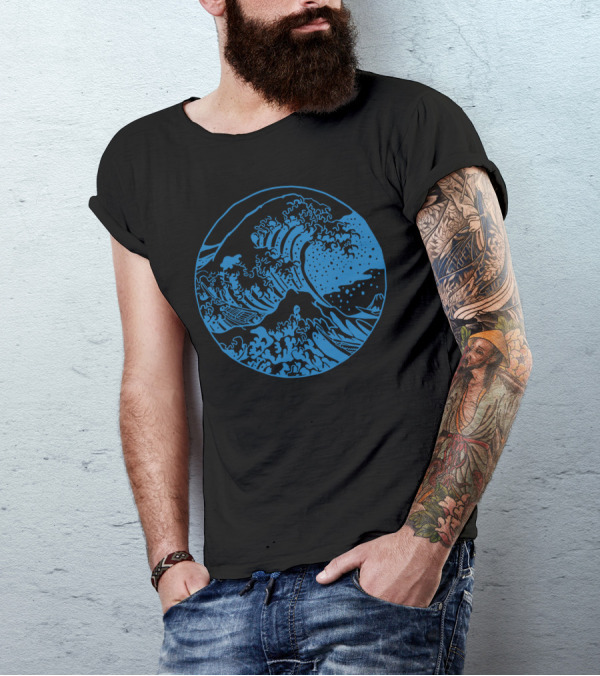 Great Wave Off Kanagawa Ukiyo-e Blue Circle T-Shirt