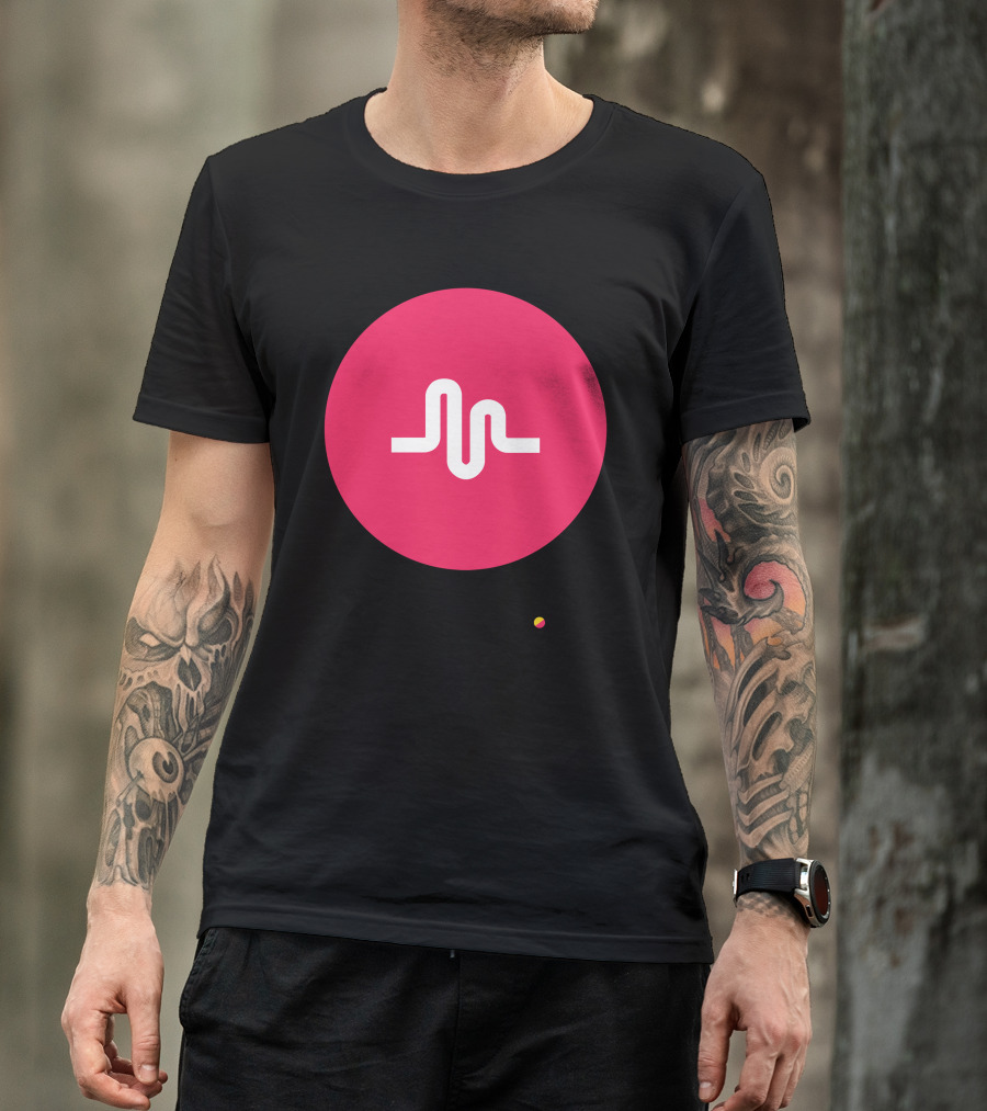 Musical.ly Logo Pink Circle T-Shirt