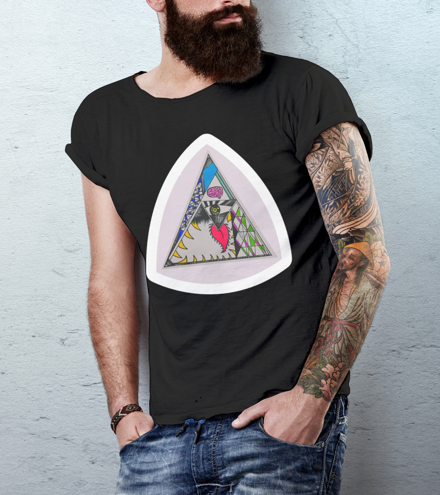Artistmunda Art Of Illuminati Pyramid Eye Heart Brain T-Shirt