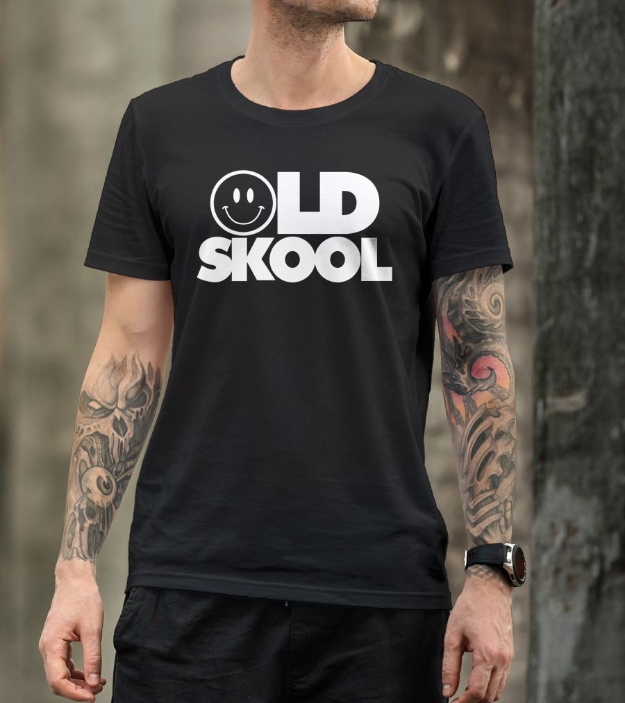 Old Skool Rave DJ Festival Smiley T-Shirt