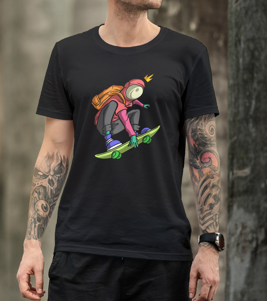Alien Skateboarder With Backpack And Crown T-Shirt