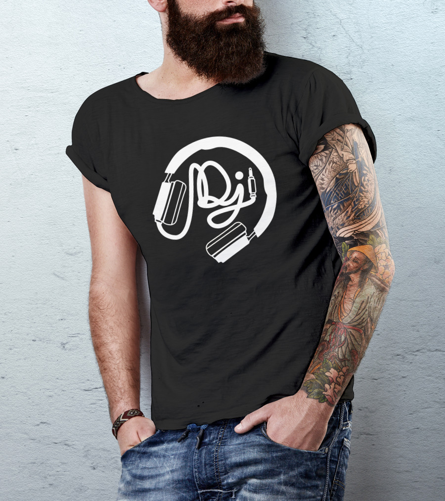 Dj Headphones Audio Plug T-Shirt