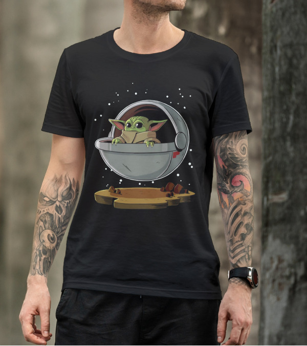 Funny Floating Baby Alien In Space Pod With Starry Background T-Shirt