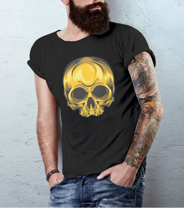 Golden Skull Bold Detailed T-Shirt