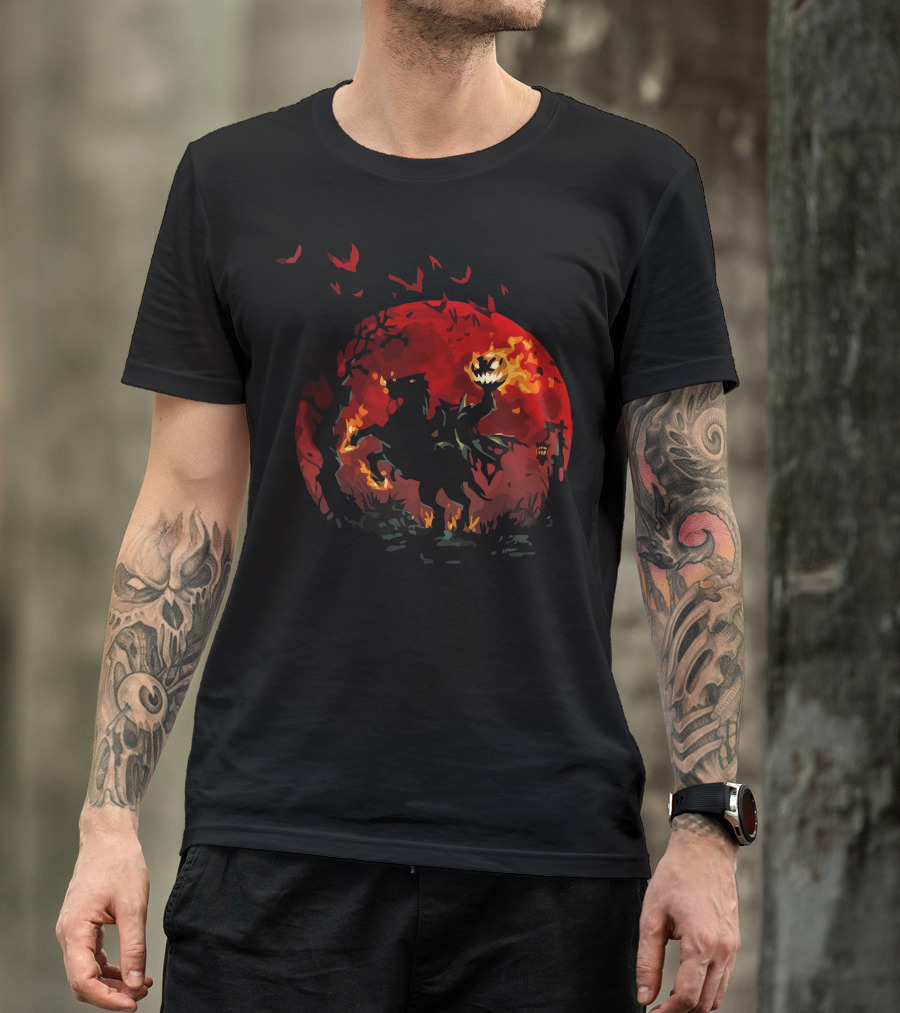 Bad Moon Rising Headless Horseman Fiery Jack-o'-Lantern Bats Halloween Scene T-Shirt