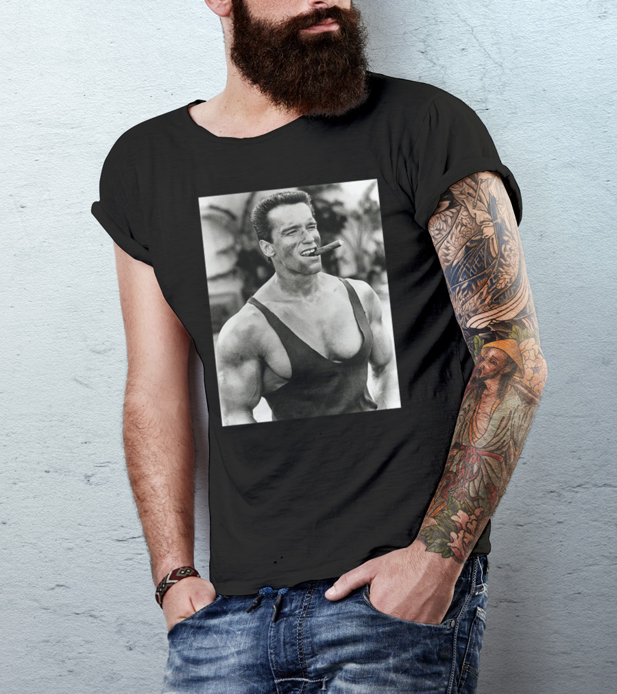 Arnold Schwarzenegger Cigar Bodybuilding Legend T-Shirt